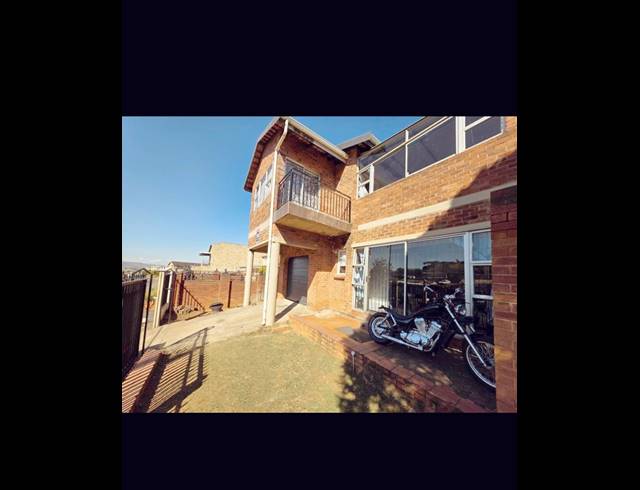 3 BEDROOM HOUSE FOR SALE IN NORTHDALE